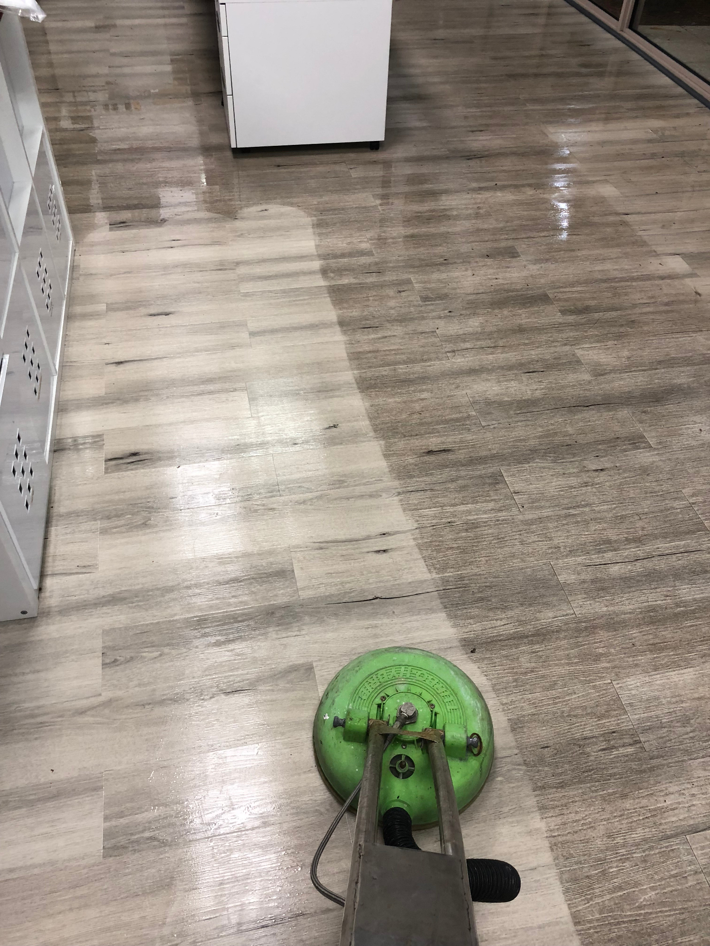Interior floor restoration before and after